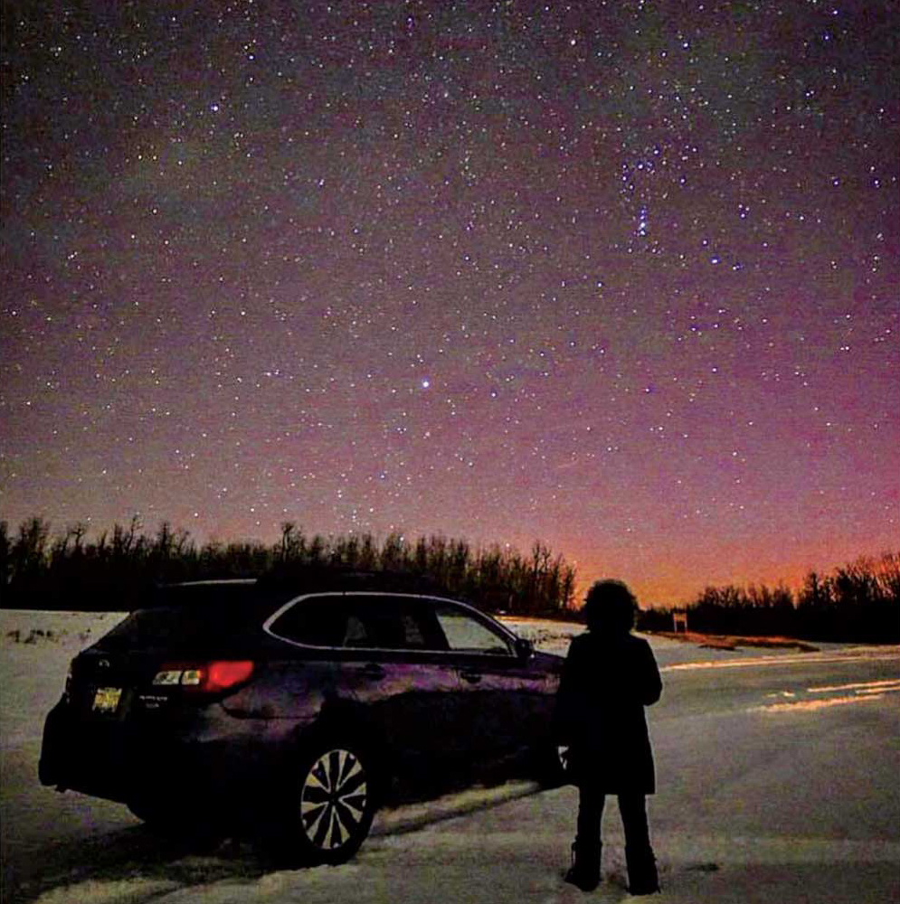 今年の年明けは愛車Auroraと満天の星の下で迎えました ＠Elk Island Park